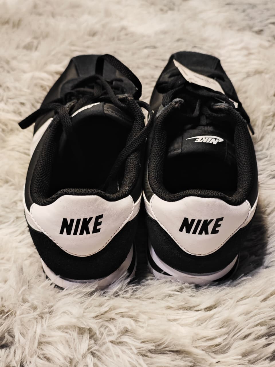 Nike Cortez Textile Tenis Negros — Talla 24 MX (GS)